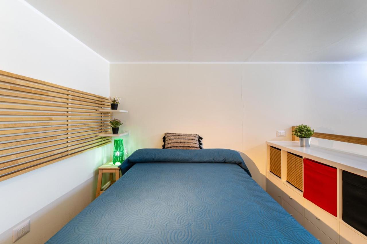 Giardini Naxos Lovely Flat In Front Of The Beach Esterno foto
