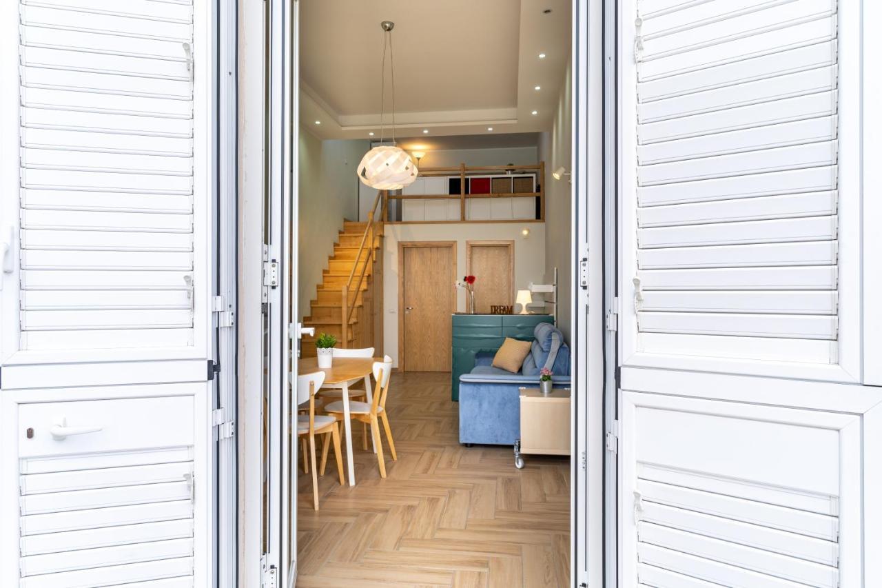Giardini Naxos Lovely Flat In Front Of The Beach Esterno foto